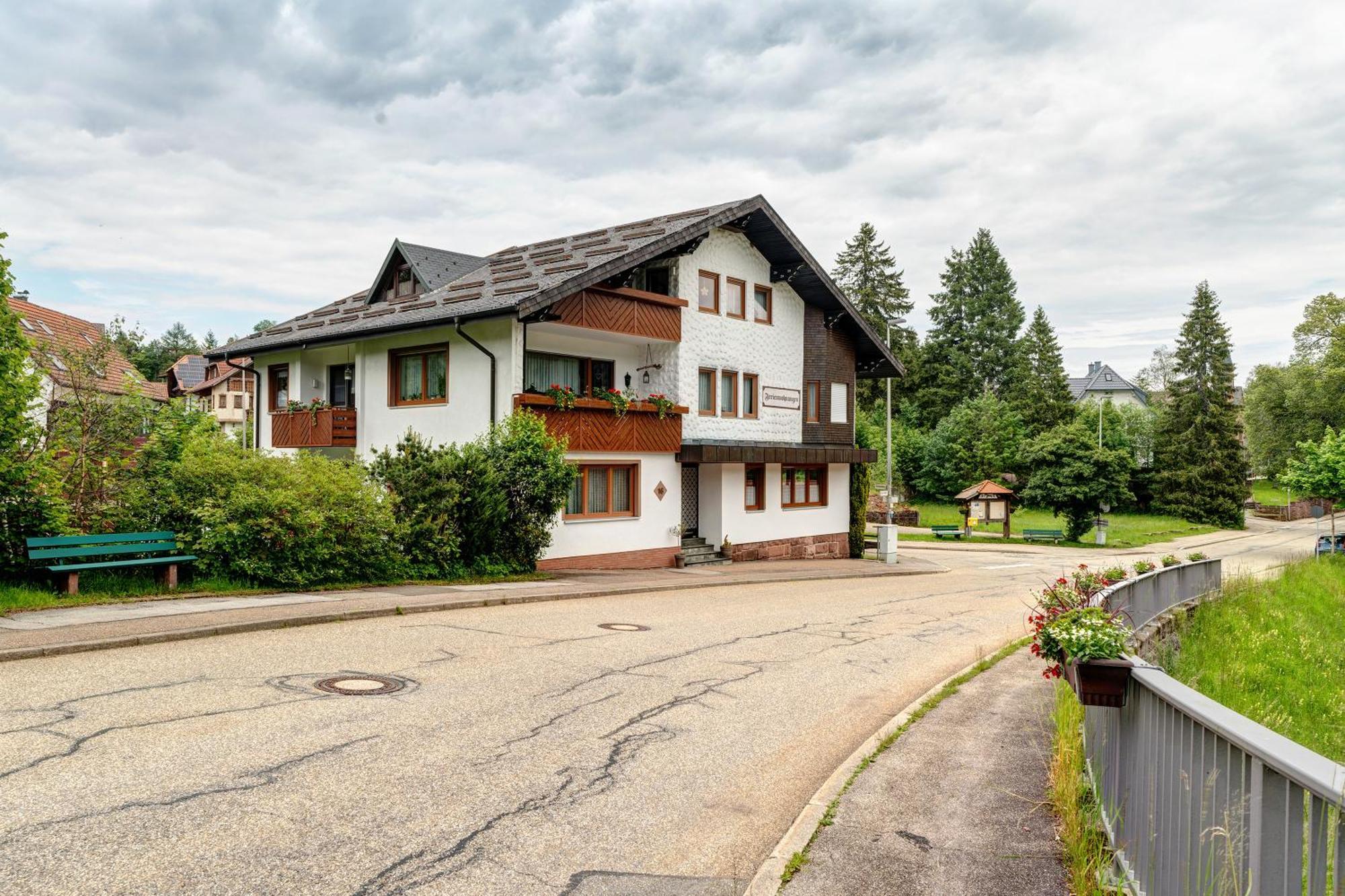 Haus Seiler Apartment ฟรอยเดนชตัดท์ ภายนอก รูปภาพ
